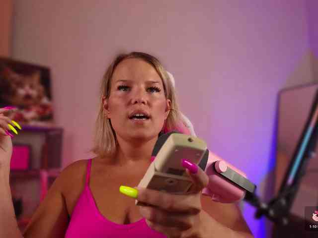 Findom_Lady_Shine webcam