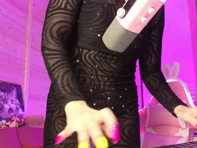 Findom_Lady_Shine webcam
