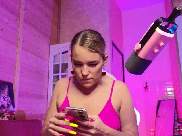 Findom_Lady_Shine webcam