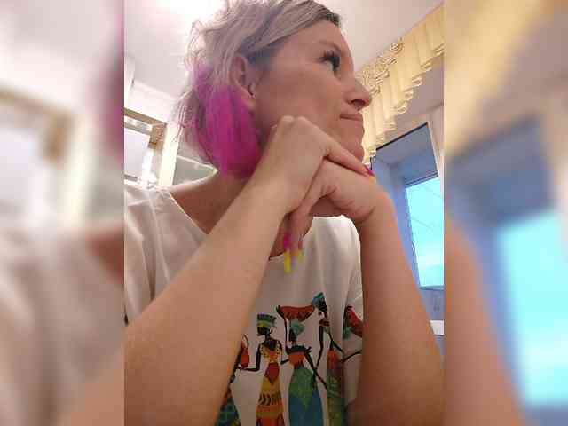 Lady_Shine webcam