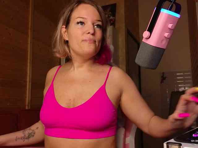 Findom_Lady_Shine webcam