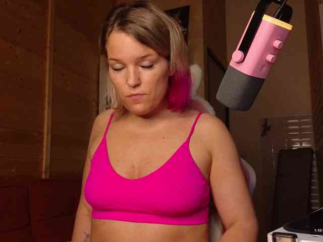 Findom_Lady_Shine webcam