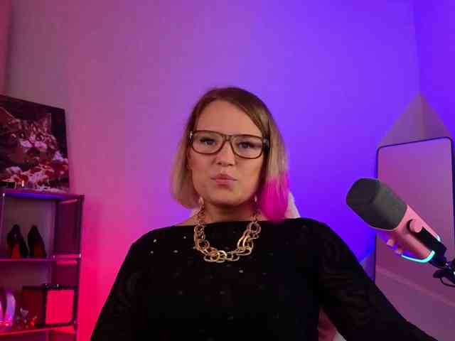 Lady_shine's live stream