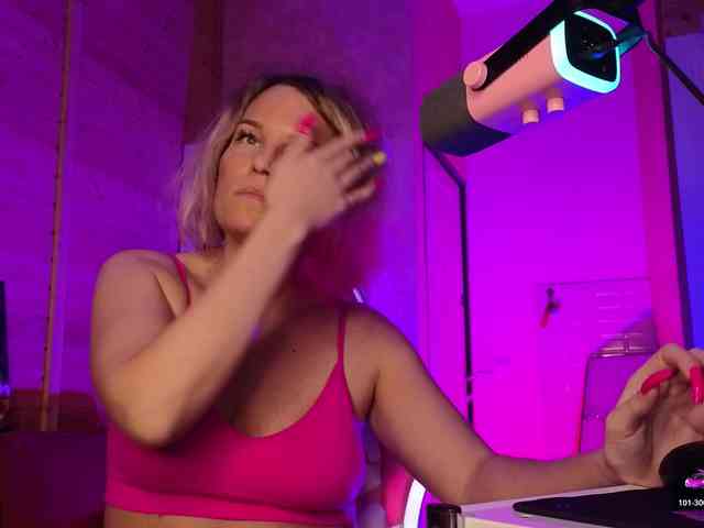 Findom_Lady_Shine webcam