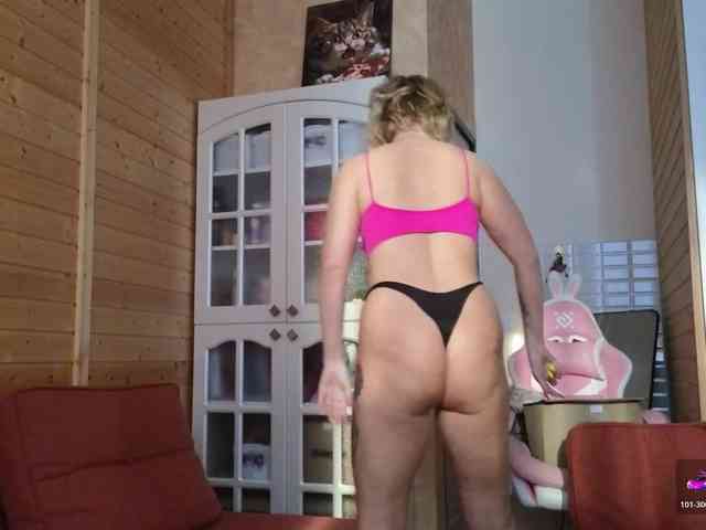 Findom_Lady_Shine webcam