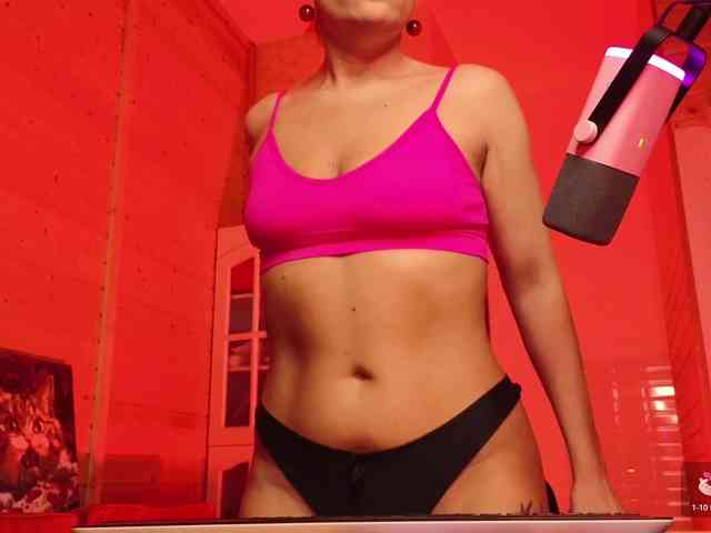 Findom_Lady_Shine webcam