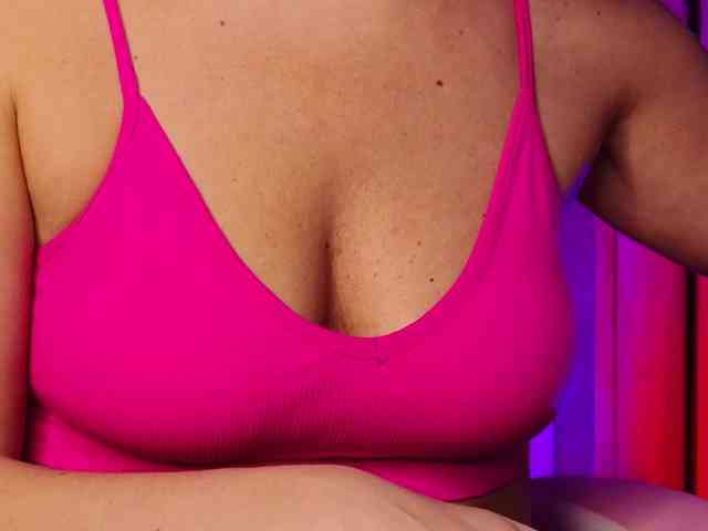 Findom_Lady_Shine webcam