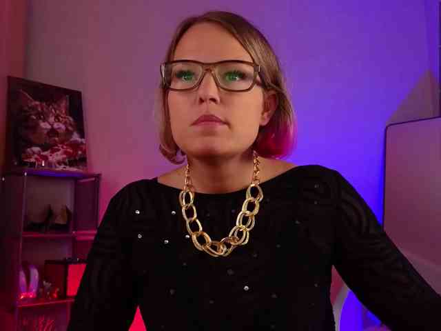 Lady_Shine