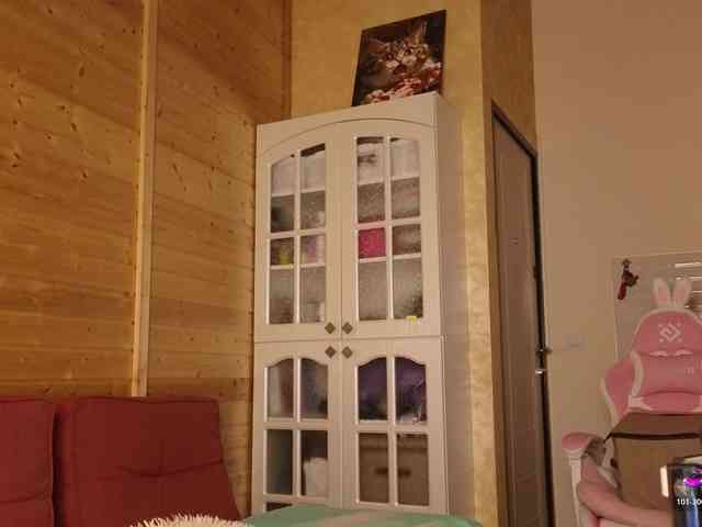 sweeteve050 Live Webcam on BongaCams