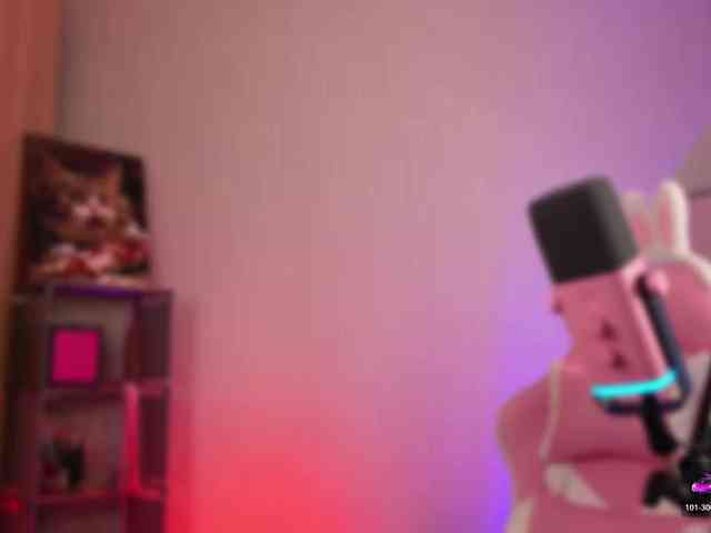 Findom_Lady_Shine webcam