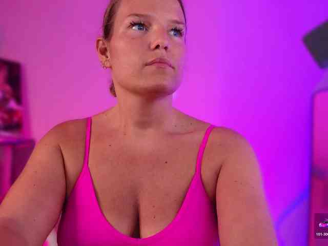 Findom_Lady_Shine webcam