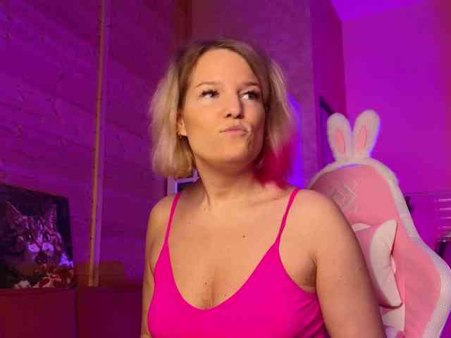 Findom_Lady_Shine