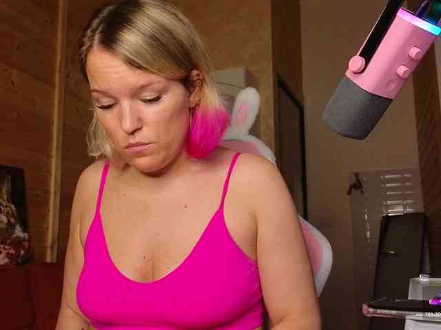 Findom_Lady_Shine webcam