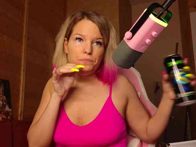 Findom_Lady_Shine webcam