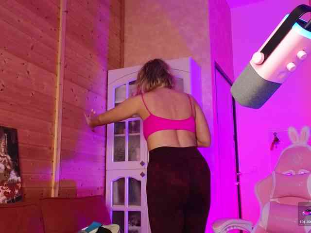 Findom_Lady_Shine webcam