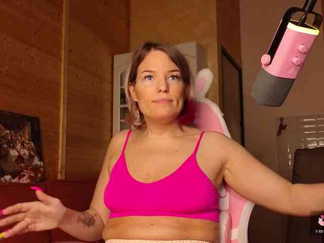 Findom_Lady_Shine webcam