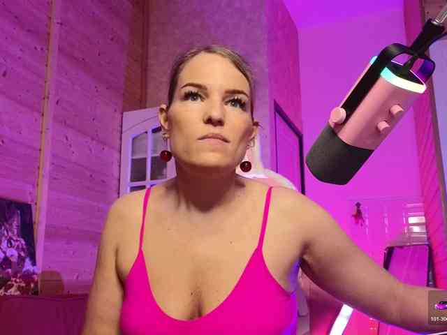 Findom_Lady_Shine webcam