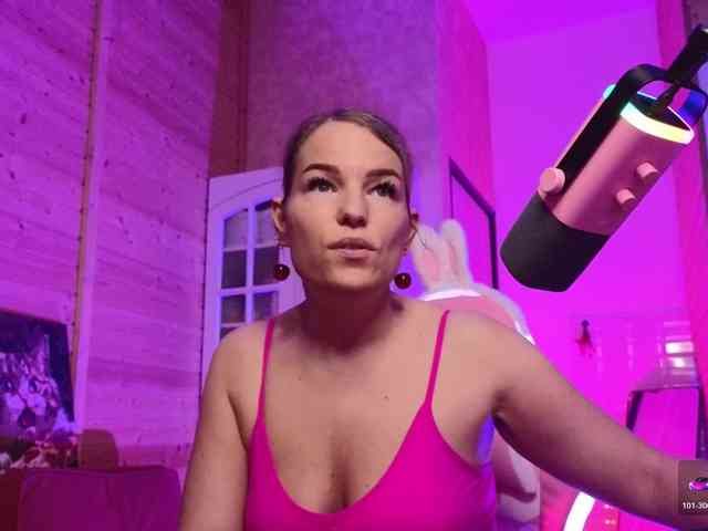 Findom_Lady_Shine webcam