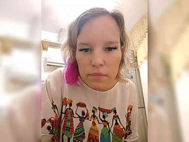 Lady_Shine webcam