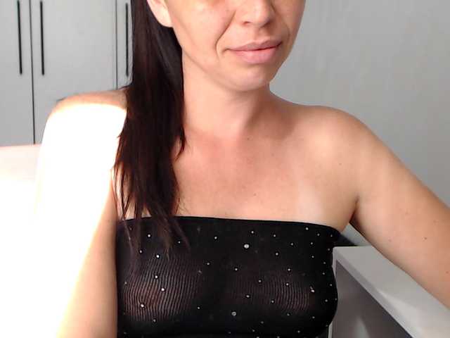 justicy live cam on BongaCams