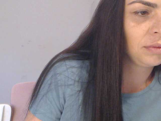 justicy live cam on BongaCams