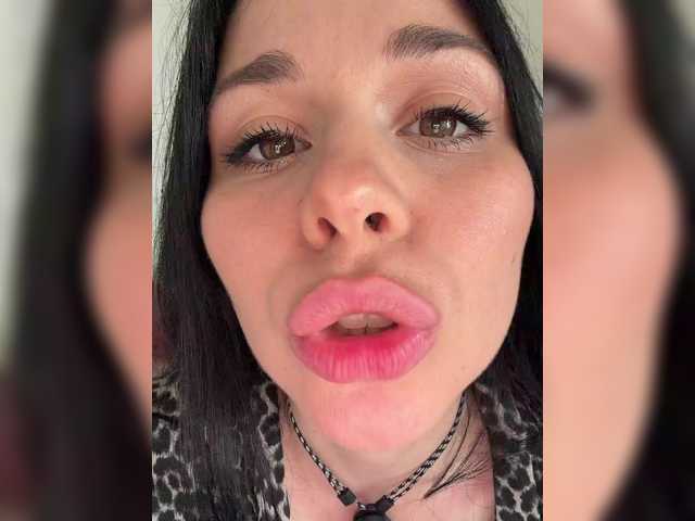 go to chat with Happy_Doll