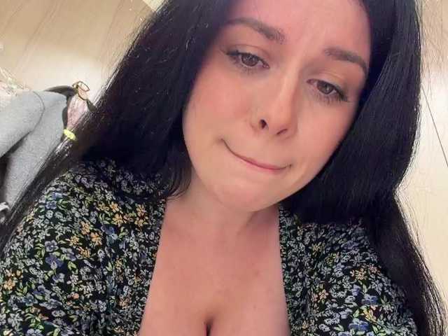 go to chat with Happy_Doll