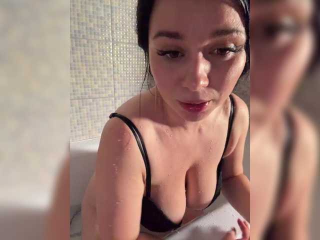 go to chat with Happy_Doll