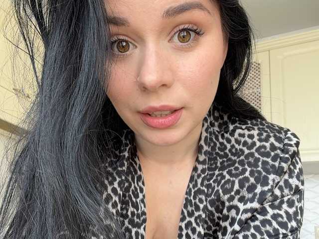 Happy_Doll
