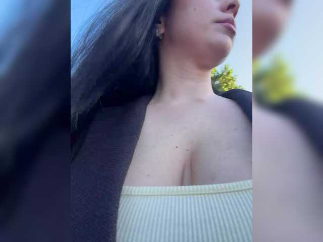 go to chat with Happy_Doll