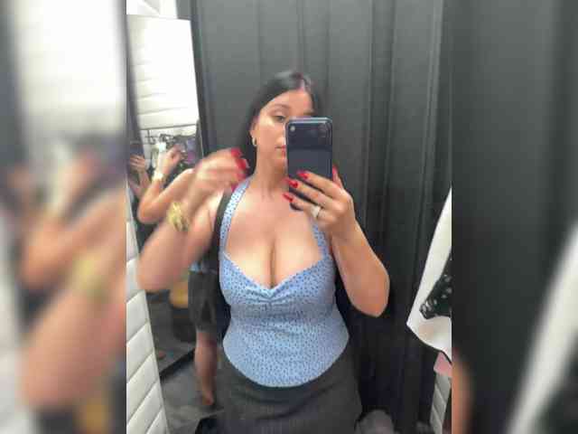 Happy_Doll webcam