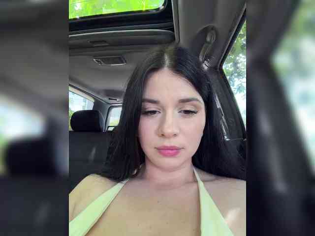 Happy_Doll webcam