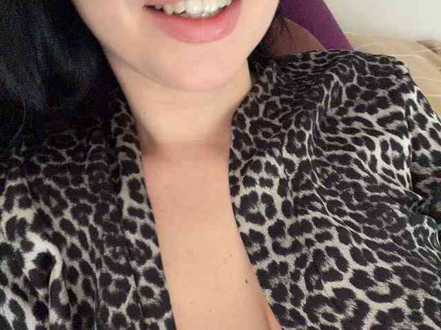 Happy_Doll webcam