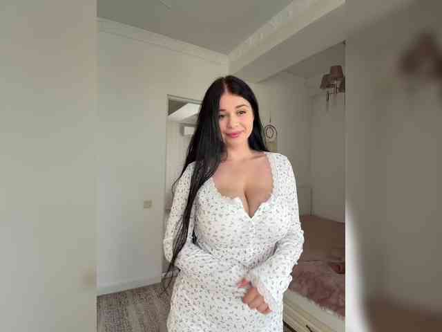 Happy_Doll