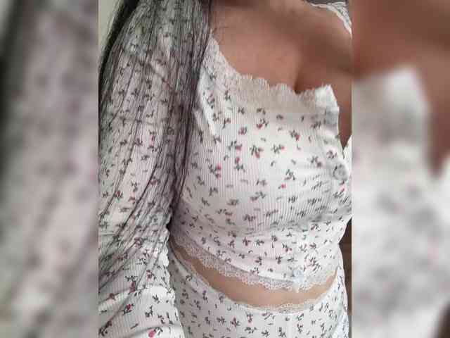 Happy_Doll webcam