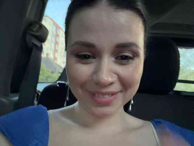 Happy_Doll webcam