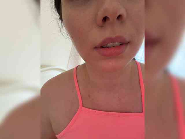 Happy_Doll webcam