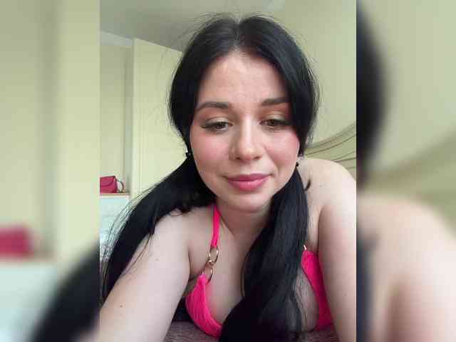 Happy_Doll webcam