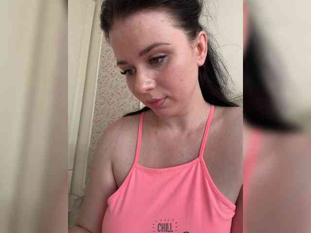 Happy_Doll webcam