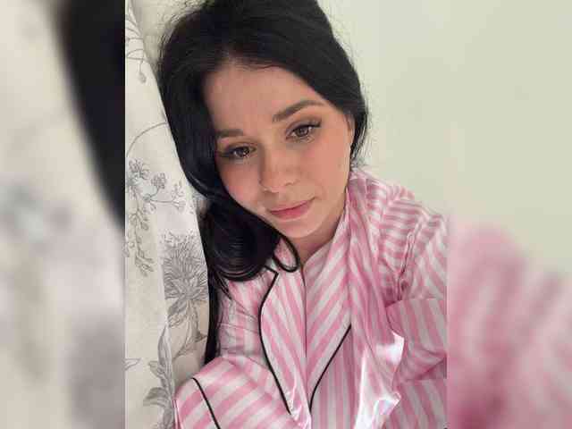 Happy_Doll webcam