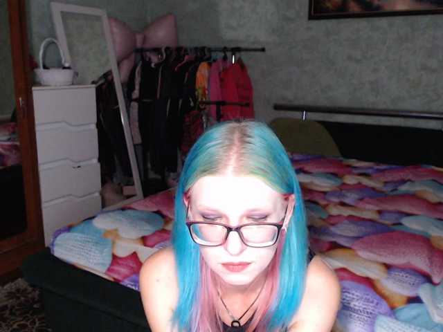 malvinella live cam preview