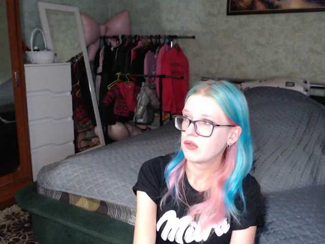 malvinella live cam preview