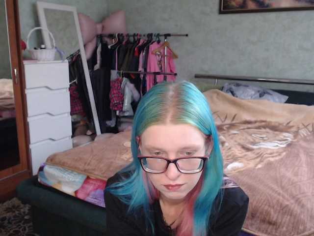 malvinella, live now on BongaCams