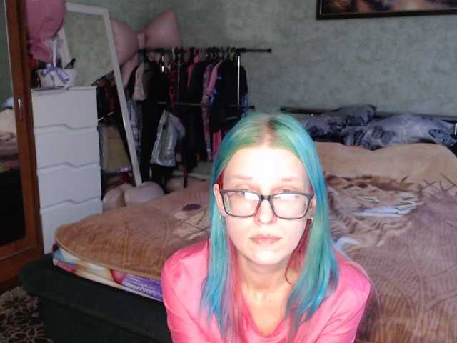 malvinella — live female cam