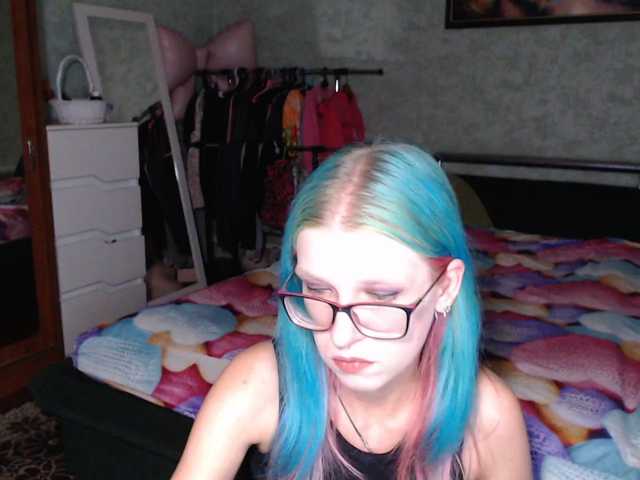 malvinella, en directo ahora en BongaCams
