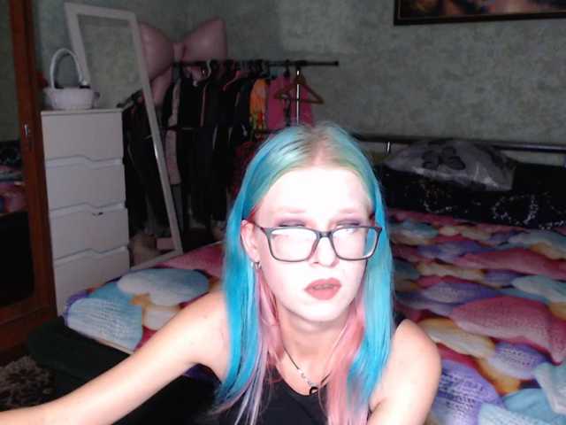 malvinella, live now on BongaCams