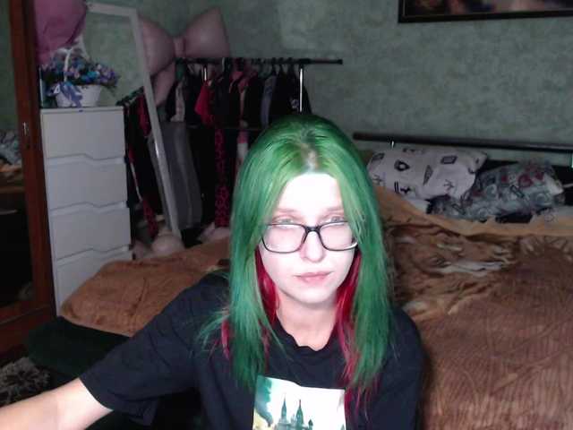 malvinella live cam preview