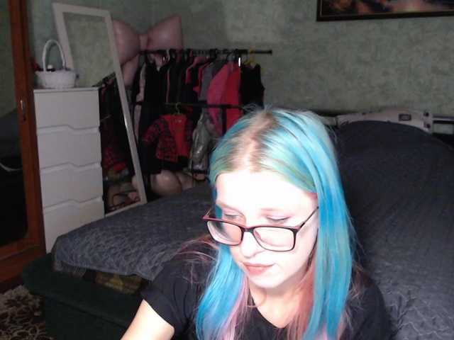 malvinella, live now on BongaCams