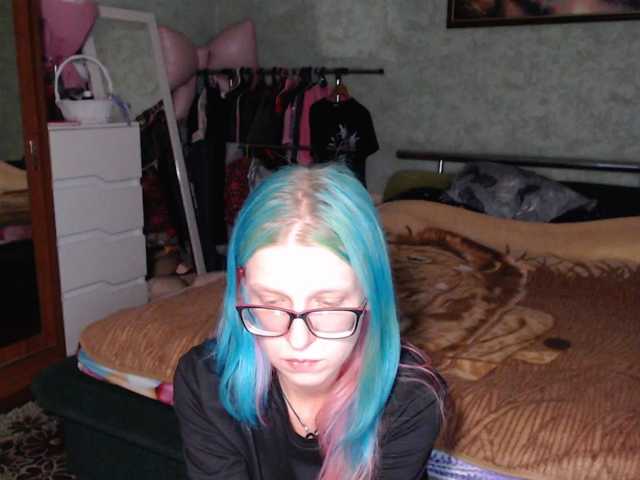 malvinella, live now on BongaCams