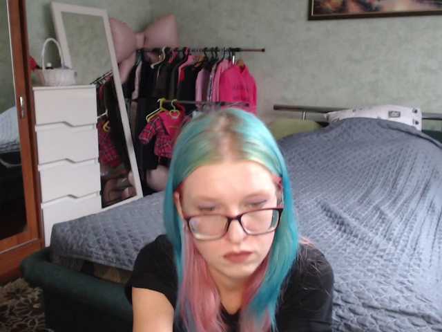 malvinella live cam preview
